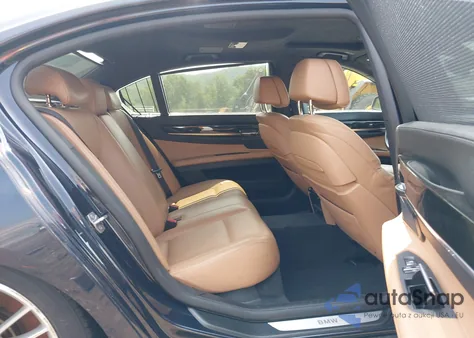 2015 BMW 750Li xDrive z USA, uszkodzony, nr VIN WBAYF8C57FD655228